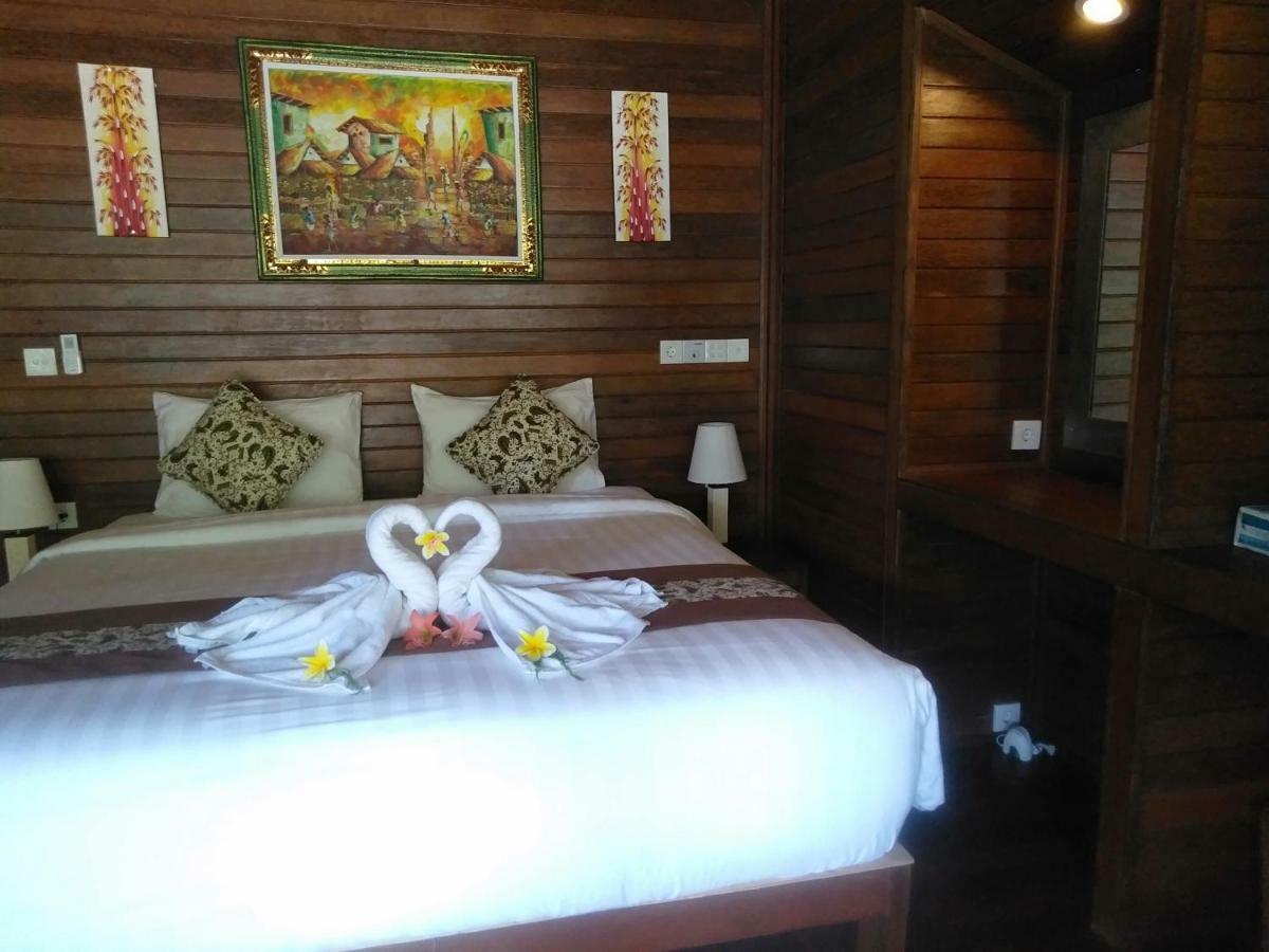 Hotel Gatri Hut Lembongan Exterior foto