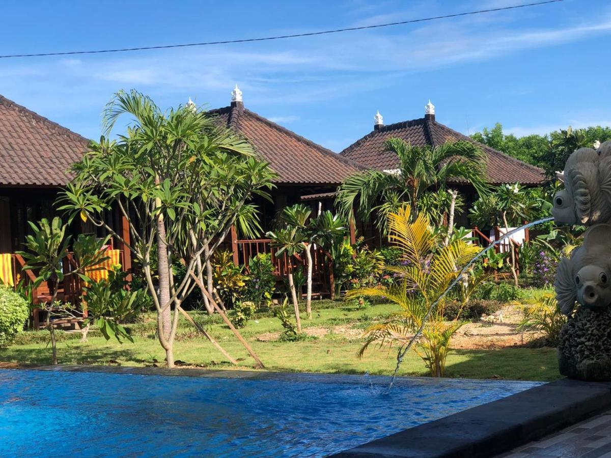 Hotel Gatri Hut Lembongan Exterior foto